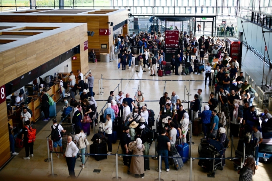 “Kuwait Airways Advises Early Airport Arrival Due to Technical Issues”