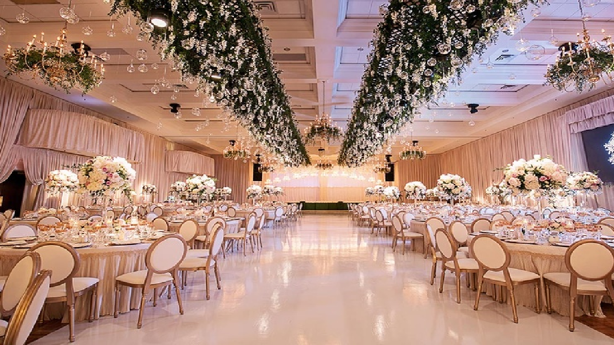 Kuwait wedding hall smoking ban